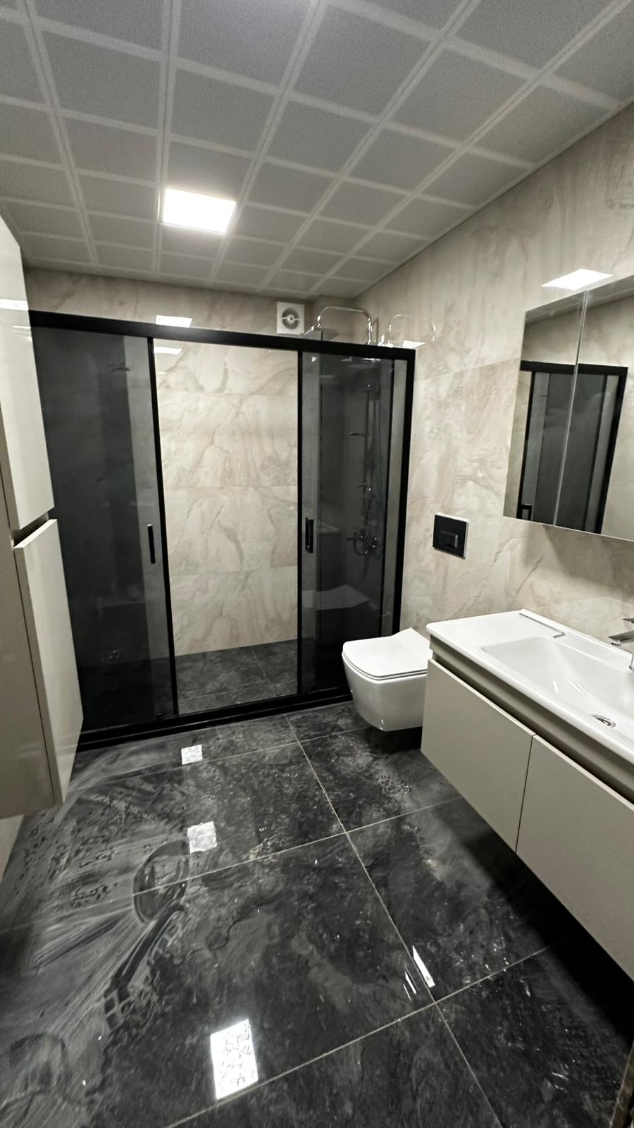 Banyo Dolabı 1